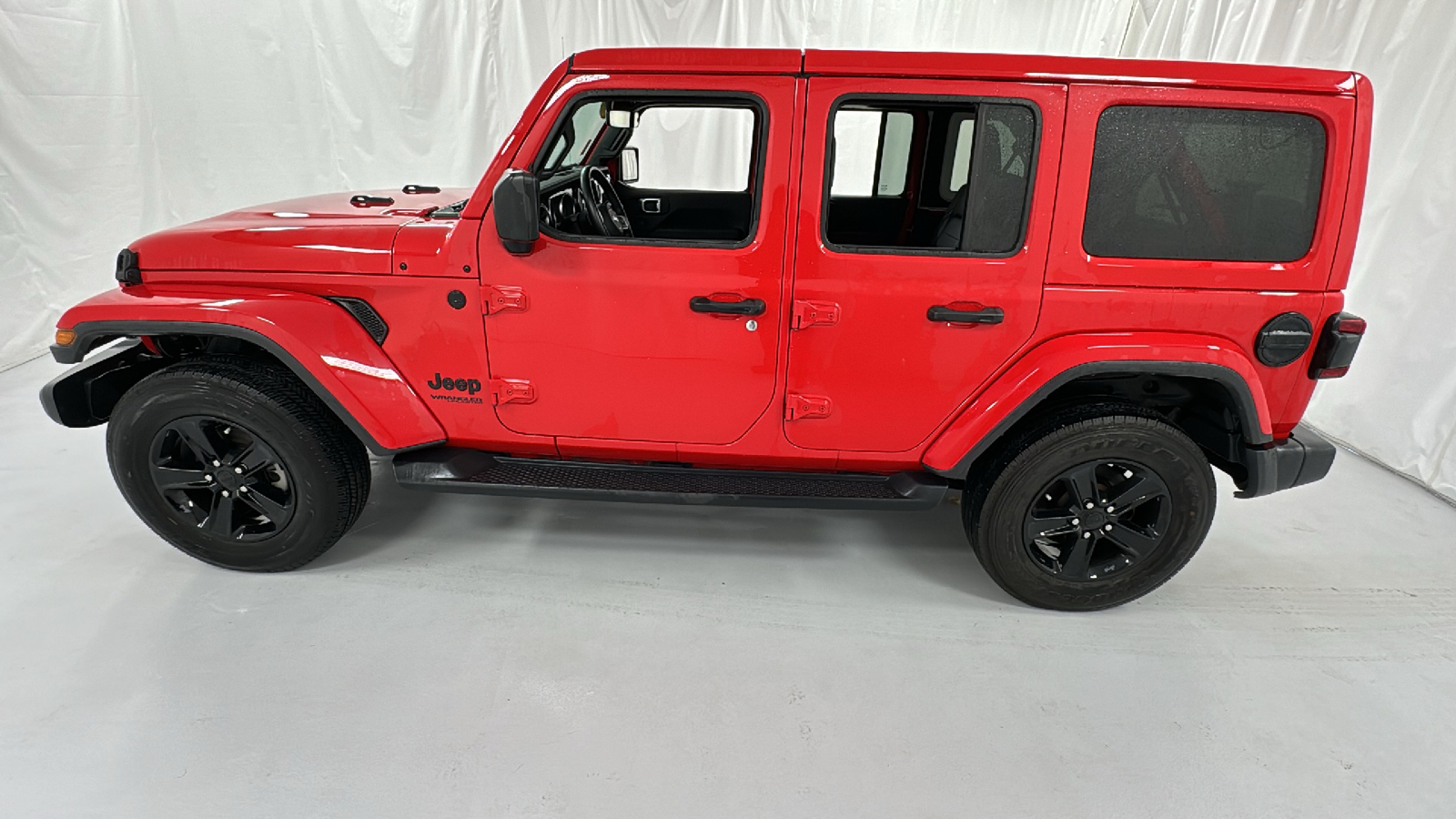 2020 Jeep Wrangler Unlimited Sahara Altitude 6