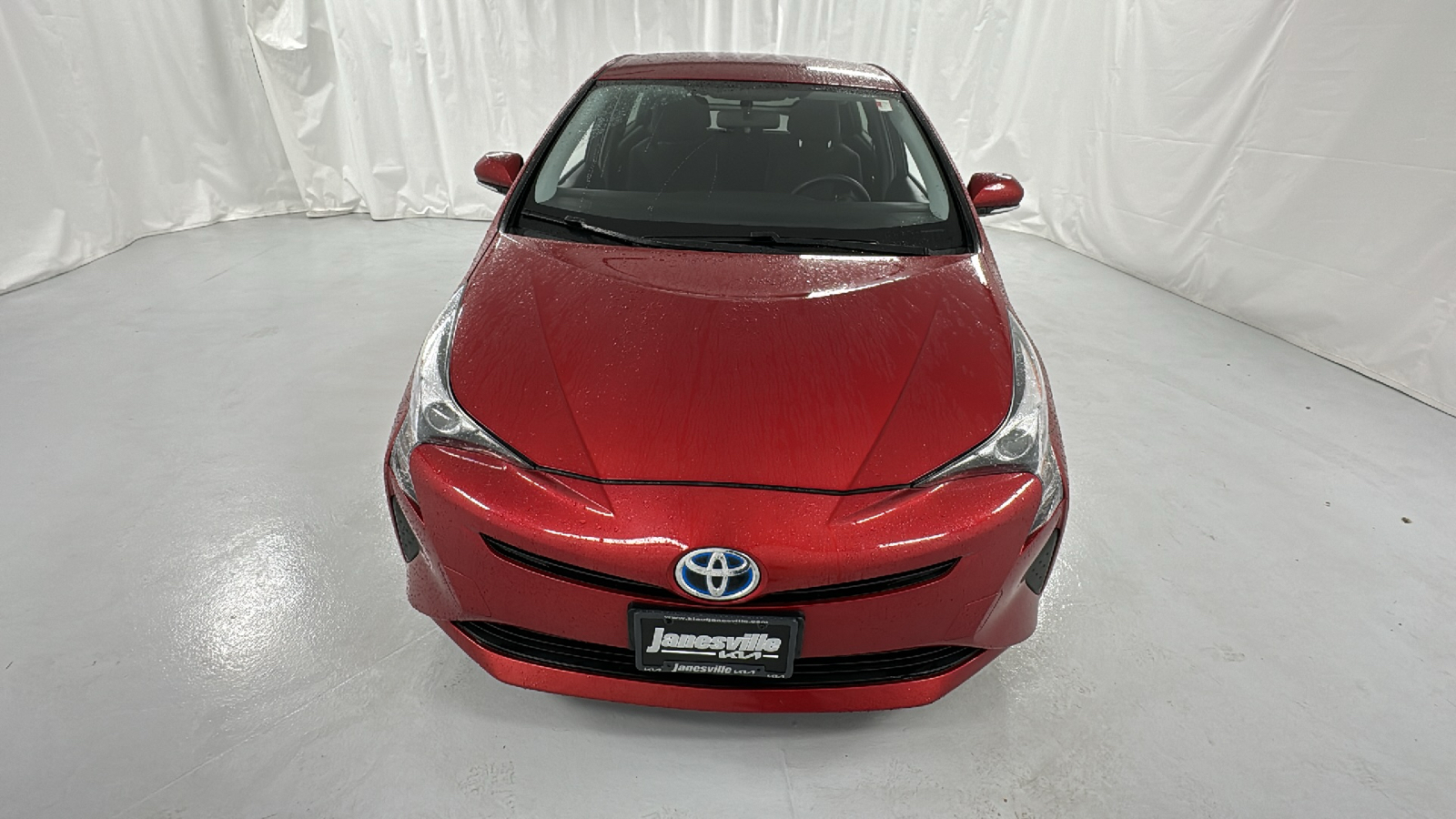 2016 Toyota Prius Two 8