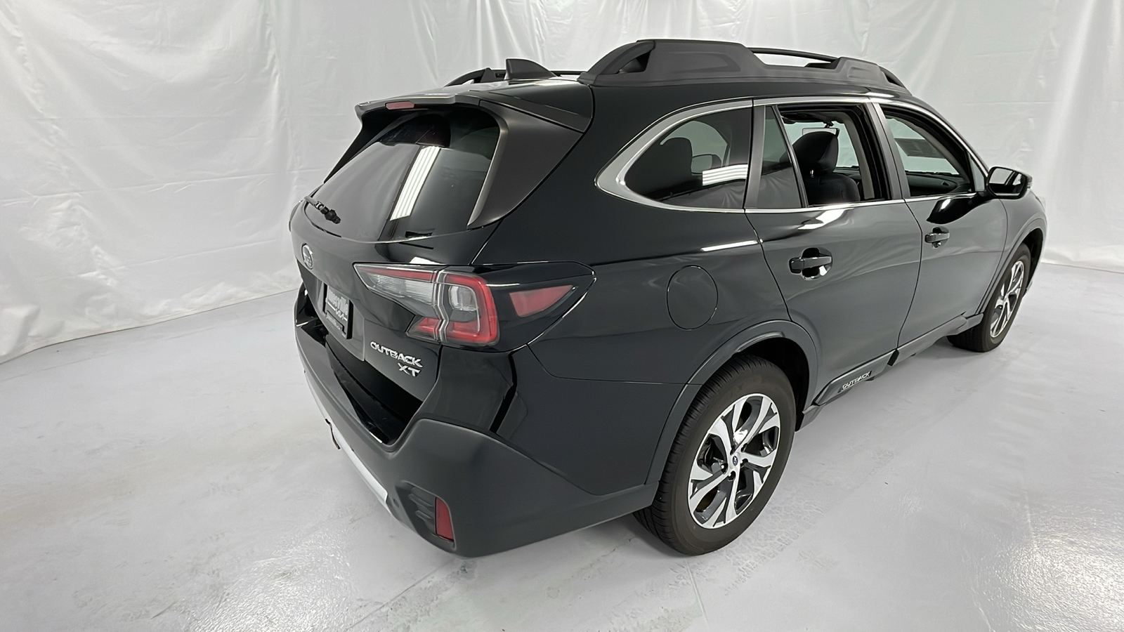 2020 Subaru Outback Limited XT 3