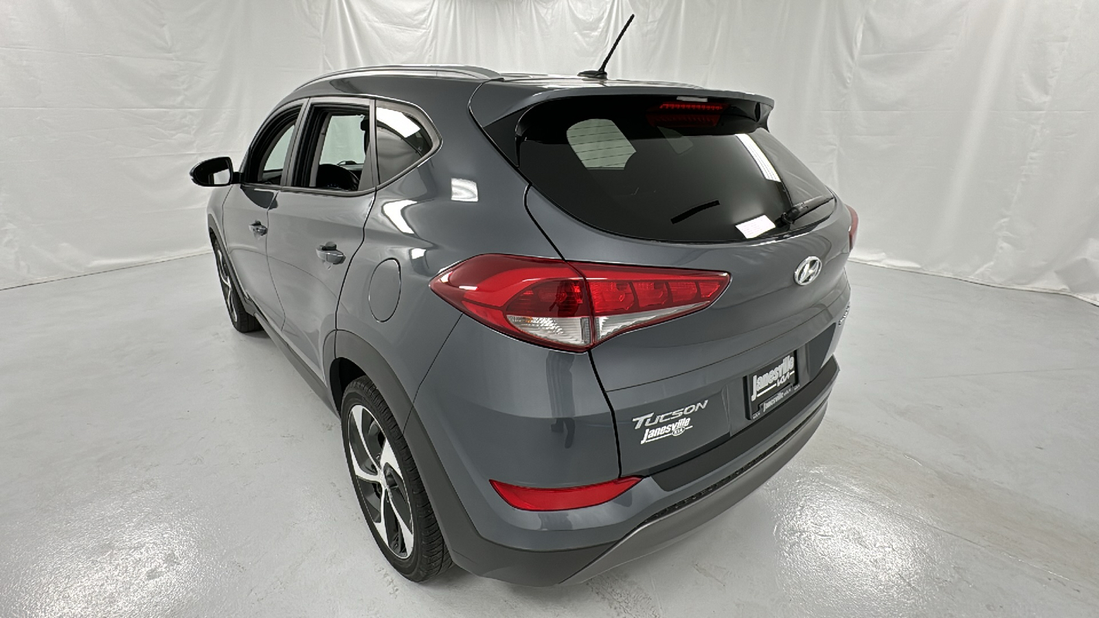 2016 Hyundai Tucson Sport 5