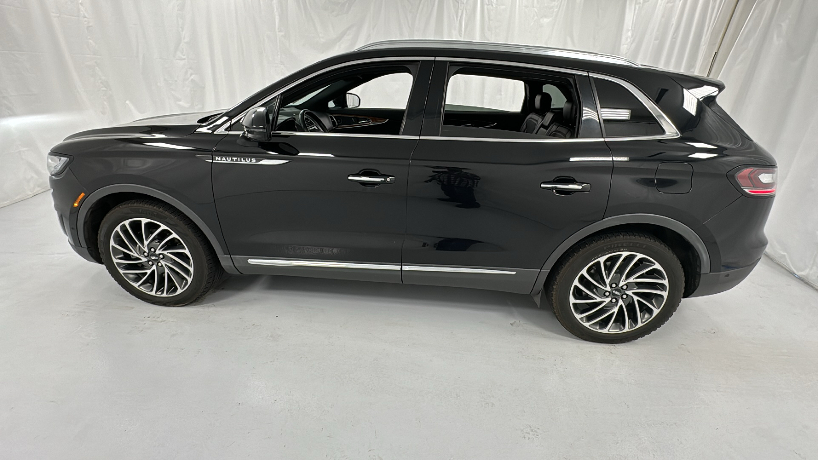 2019 Lincoln Nautilus Reserve 6