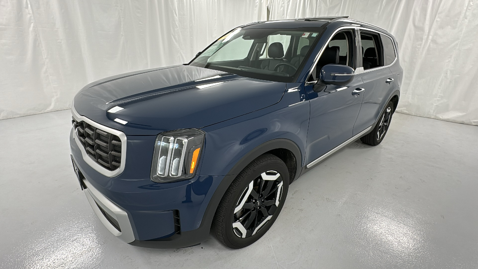 2023 Kia Telluride S 7