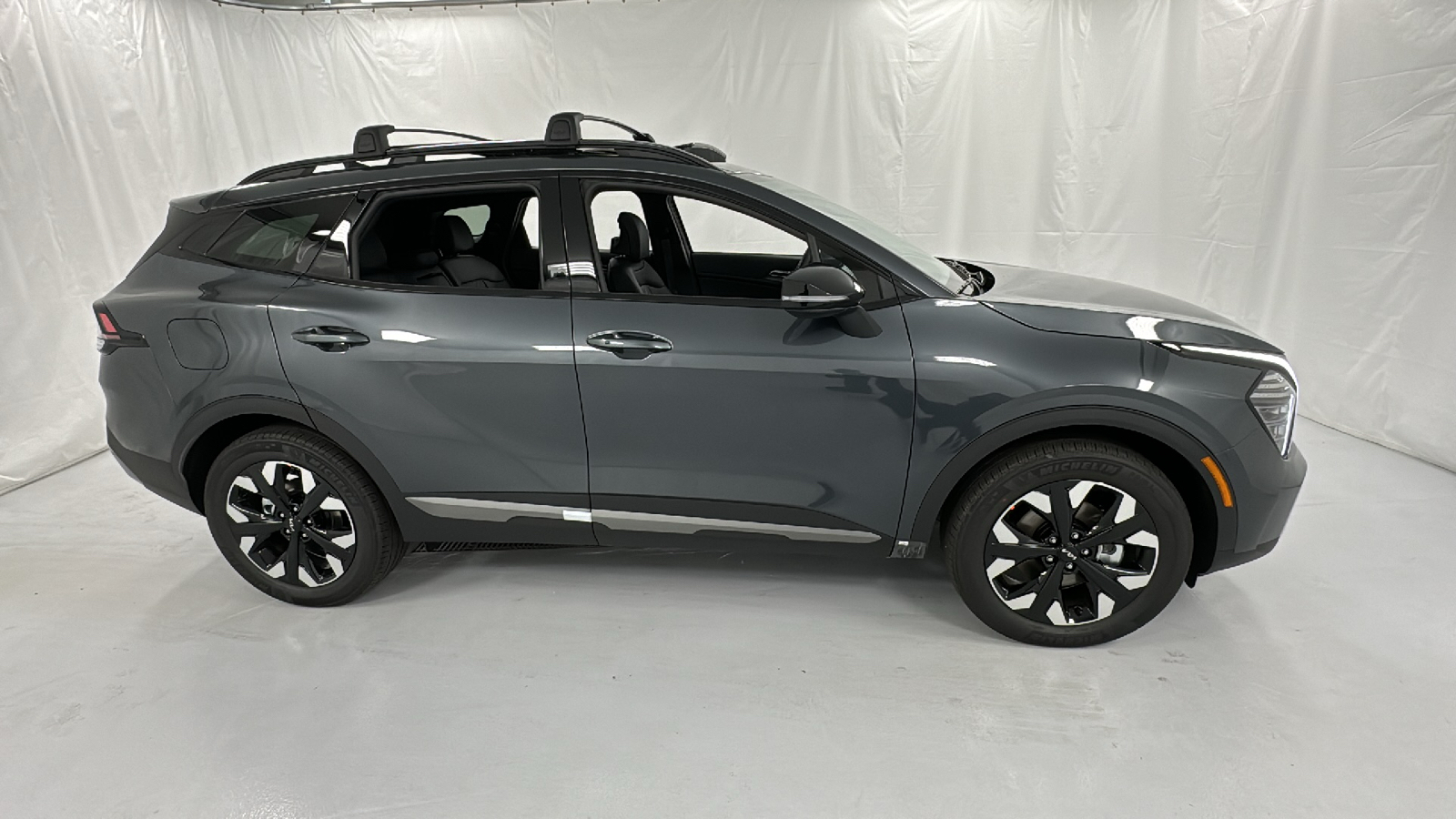 2024 Kia Sportage Plug-In Hybrid X-Line 2