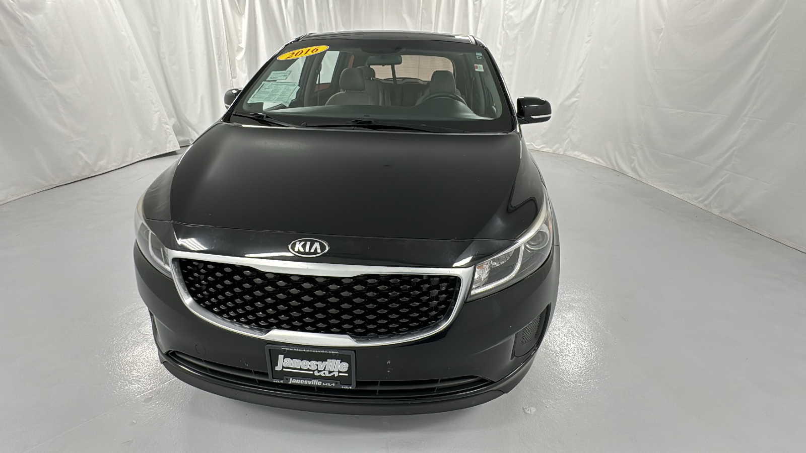 2016 Kia Sedona L 8