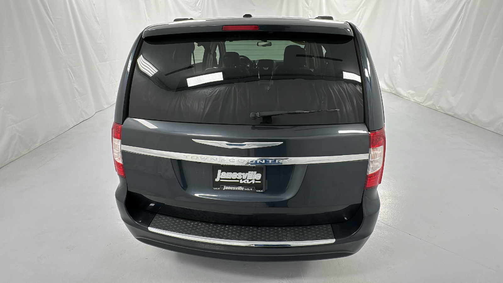 2013 Chrysler Town & Country Touring 4