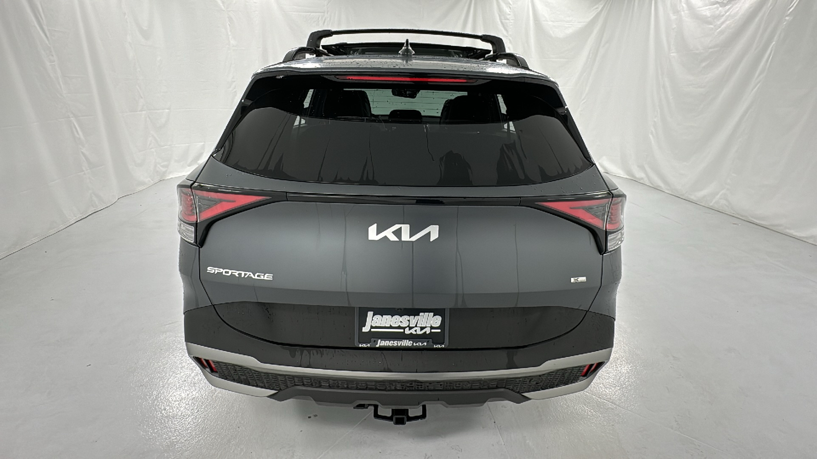 2024 Kia Sportage Plug-In Hybrid X-Line 4