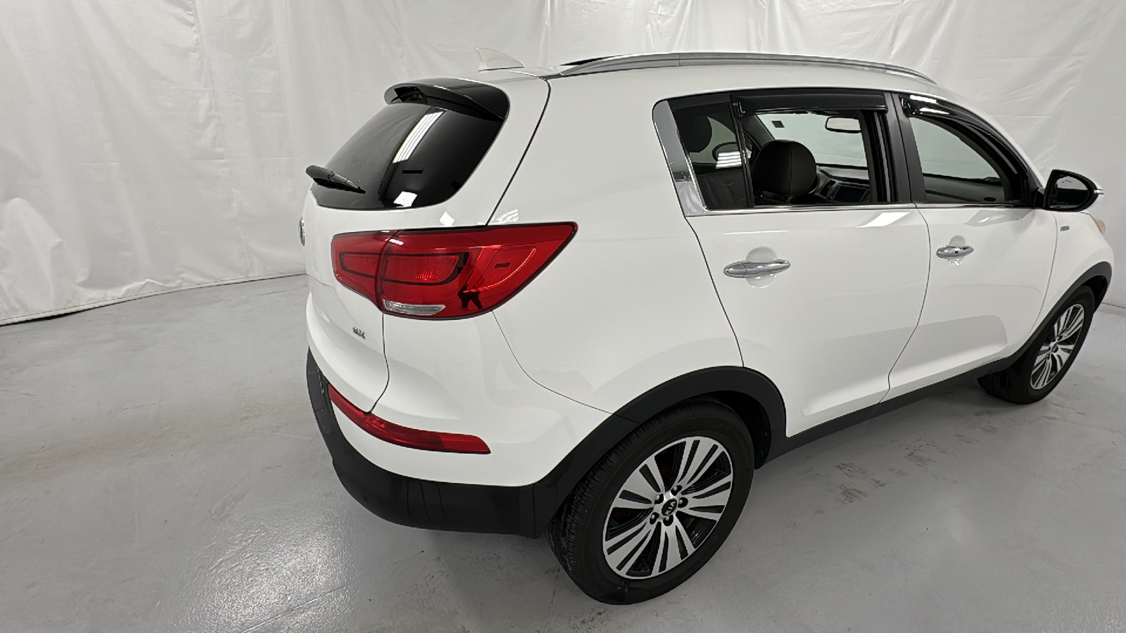 2016 Kia Sportage EX 3