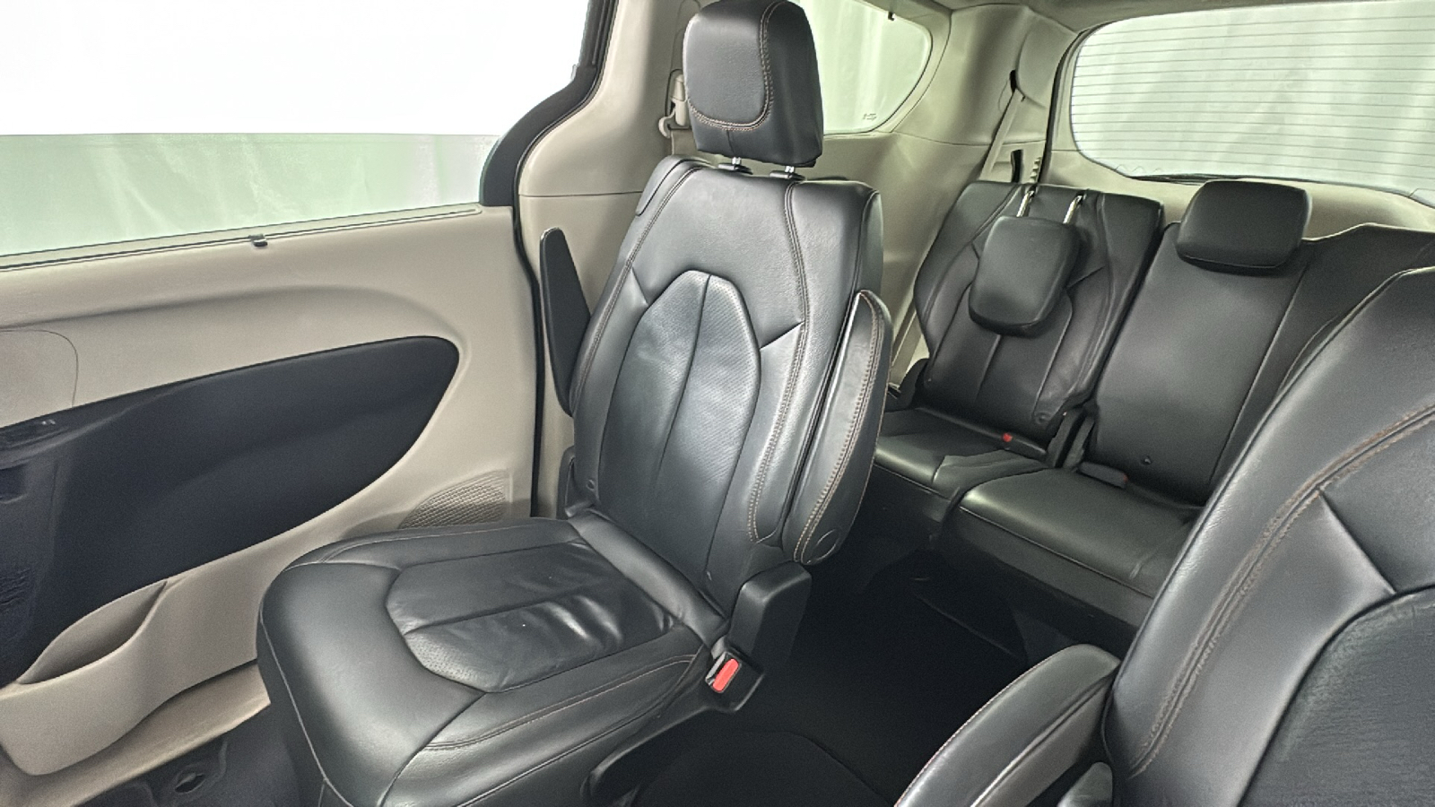 2017 Chrysler Pacifica Touring L Plus 14