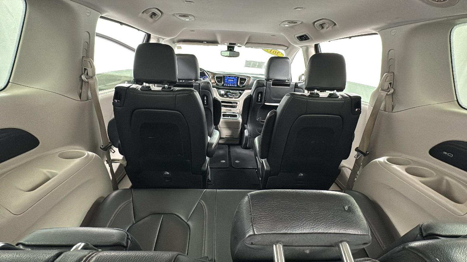 2017 Chrysler Pacifica Touring L Plus 19