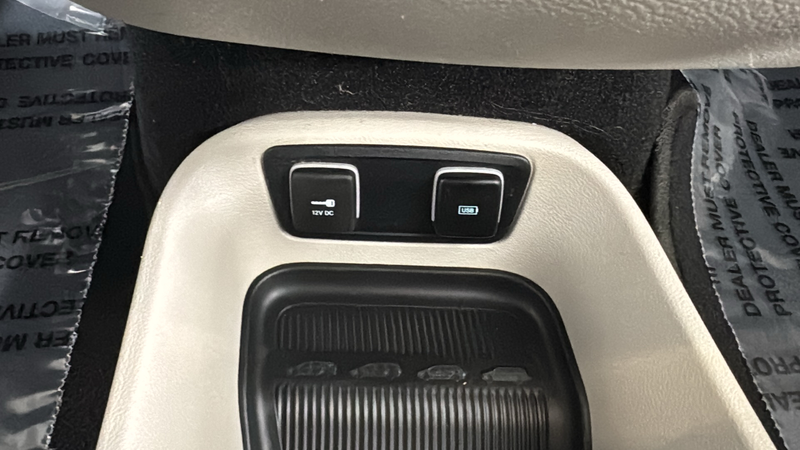 2017 Chrysler Pacifica Touring L Plus 31