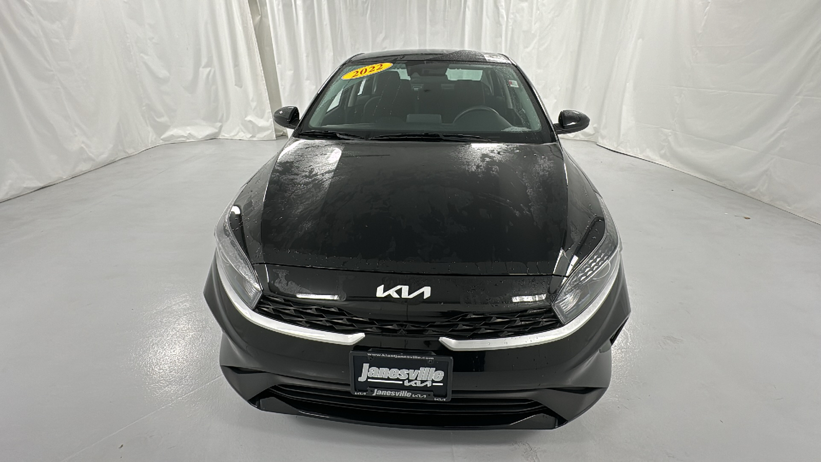 2022 Kia Forte LXS 8