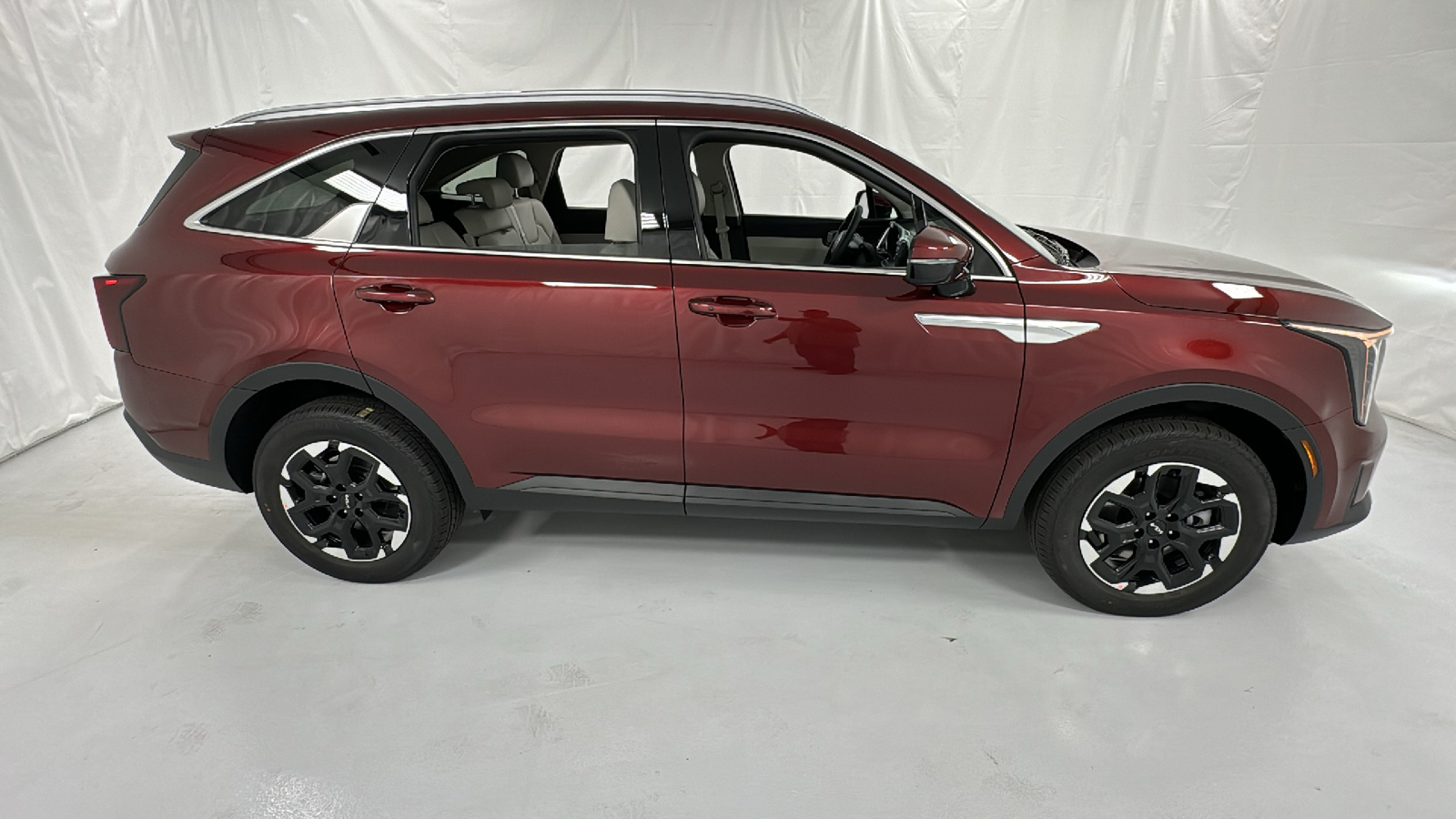 2025 Kia Sorento S 2