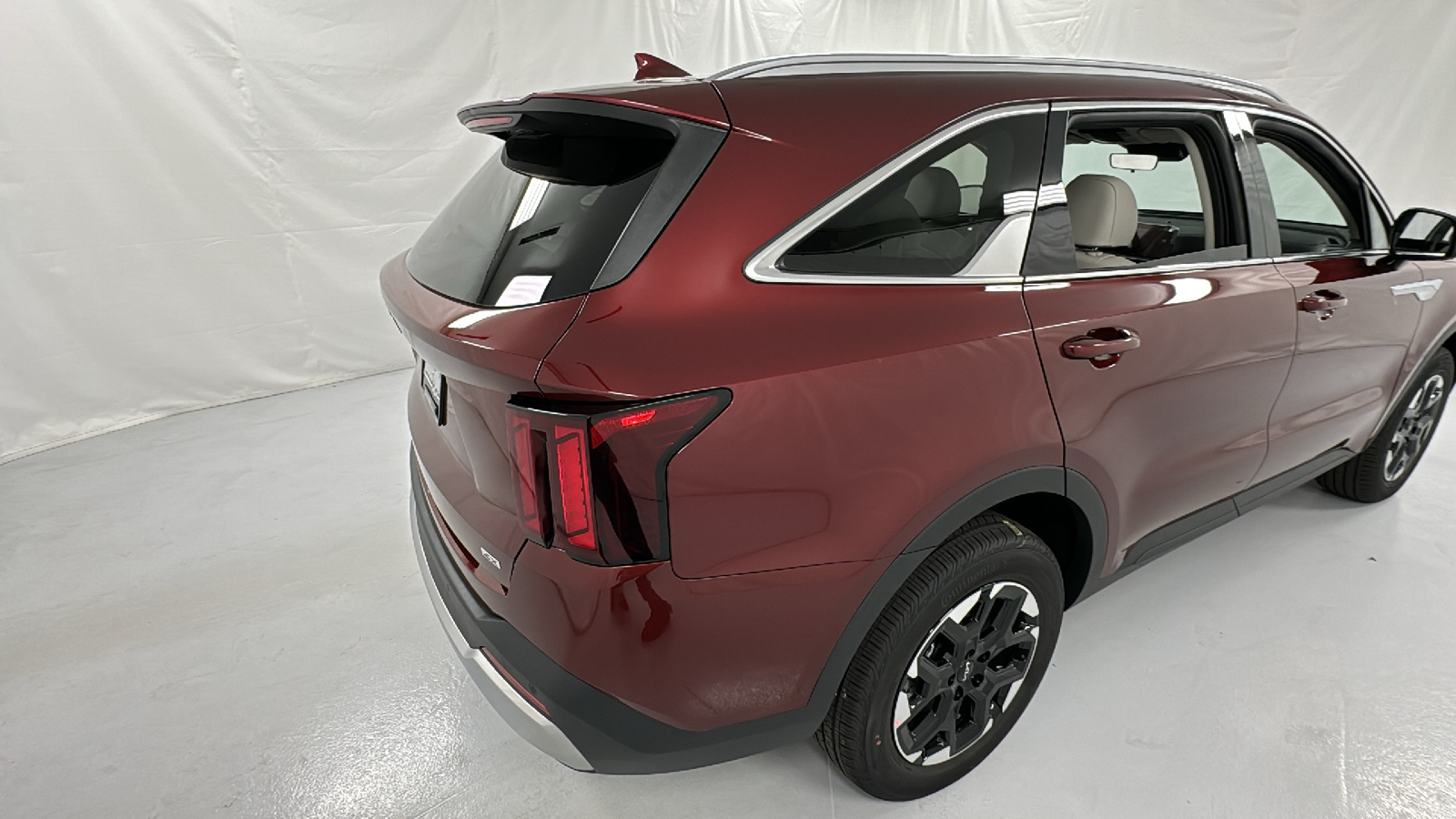 2025 Kia Sorento S 3