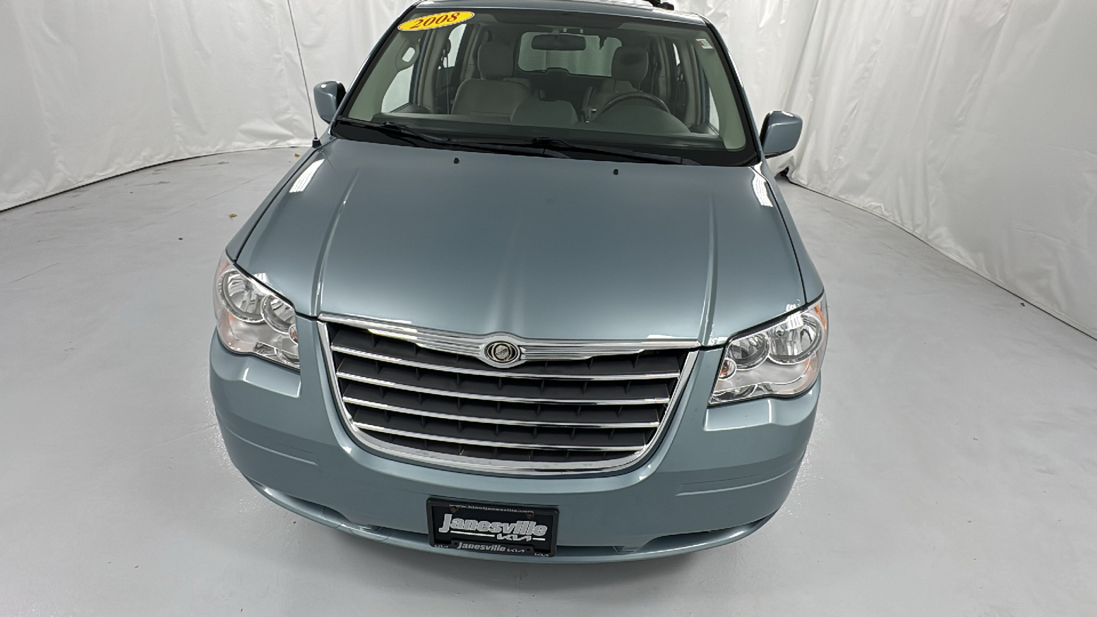 2008 Chrysler Town & Country Touring 8