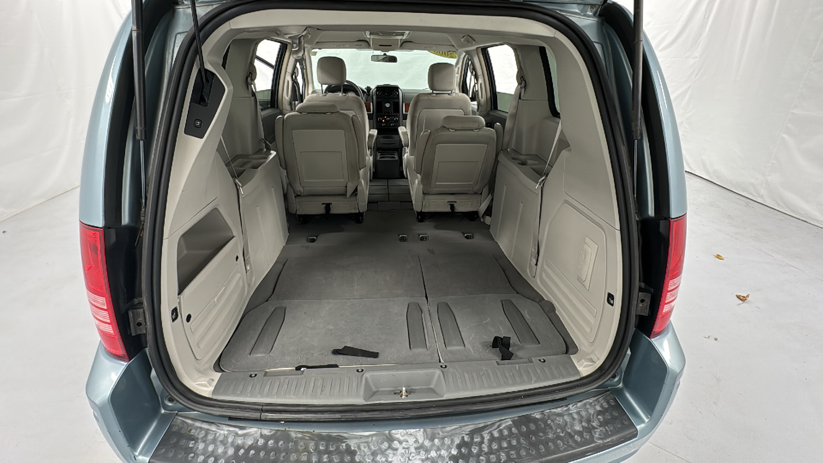 2008 Chrysler Town & Country Touring 15