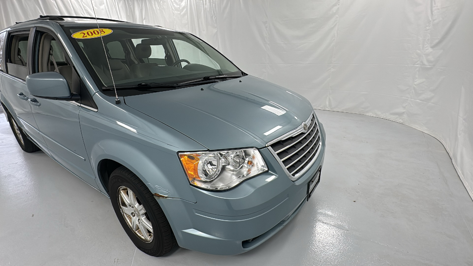 2008 Chrysler Town & Country Touring 36