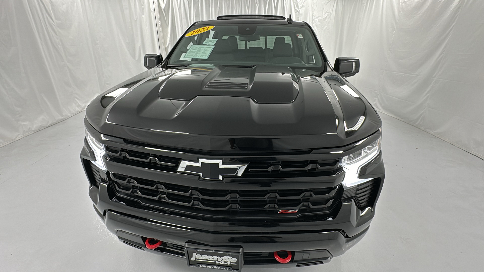 2022 Chevrolet Silverado 1500 LT Trail Boss 8