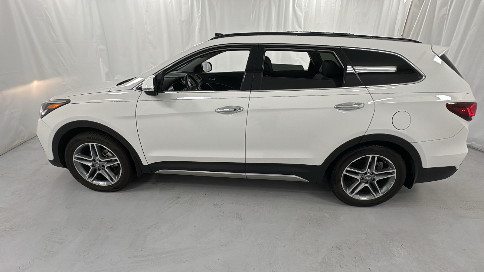 2019 Hyundai Santa Fe XL Limited 6