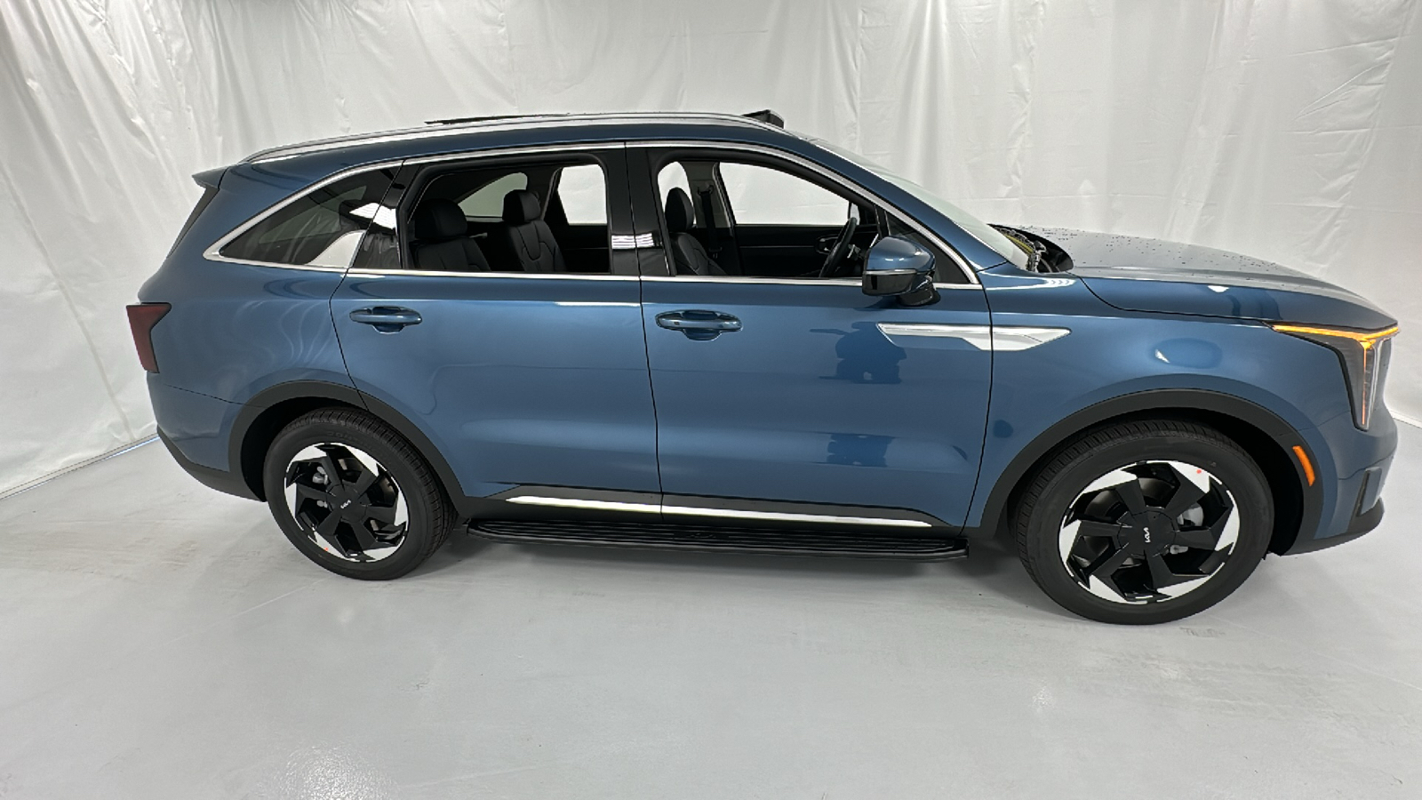 2025 Kia Sorento Hybrid EX 2