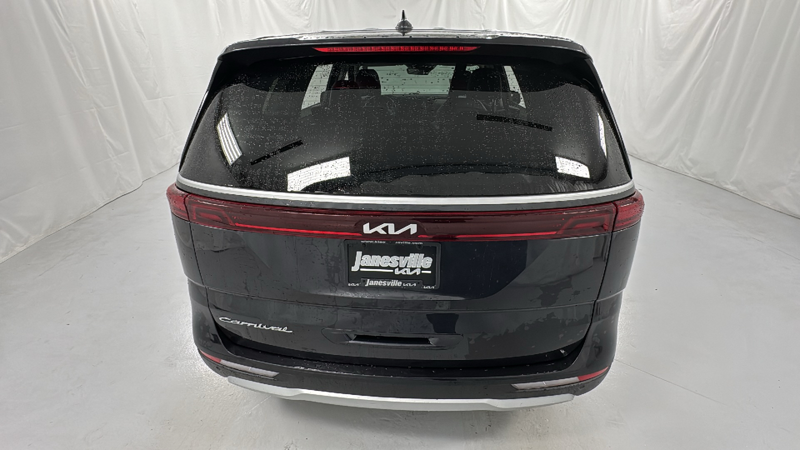 2022 Kia Carnival LXS 4