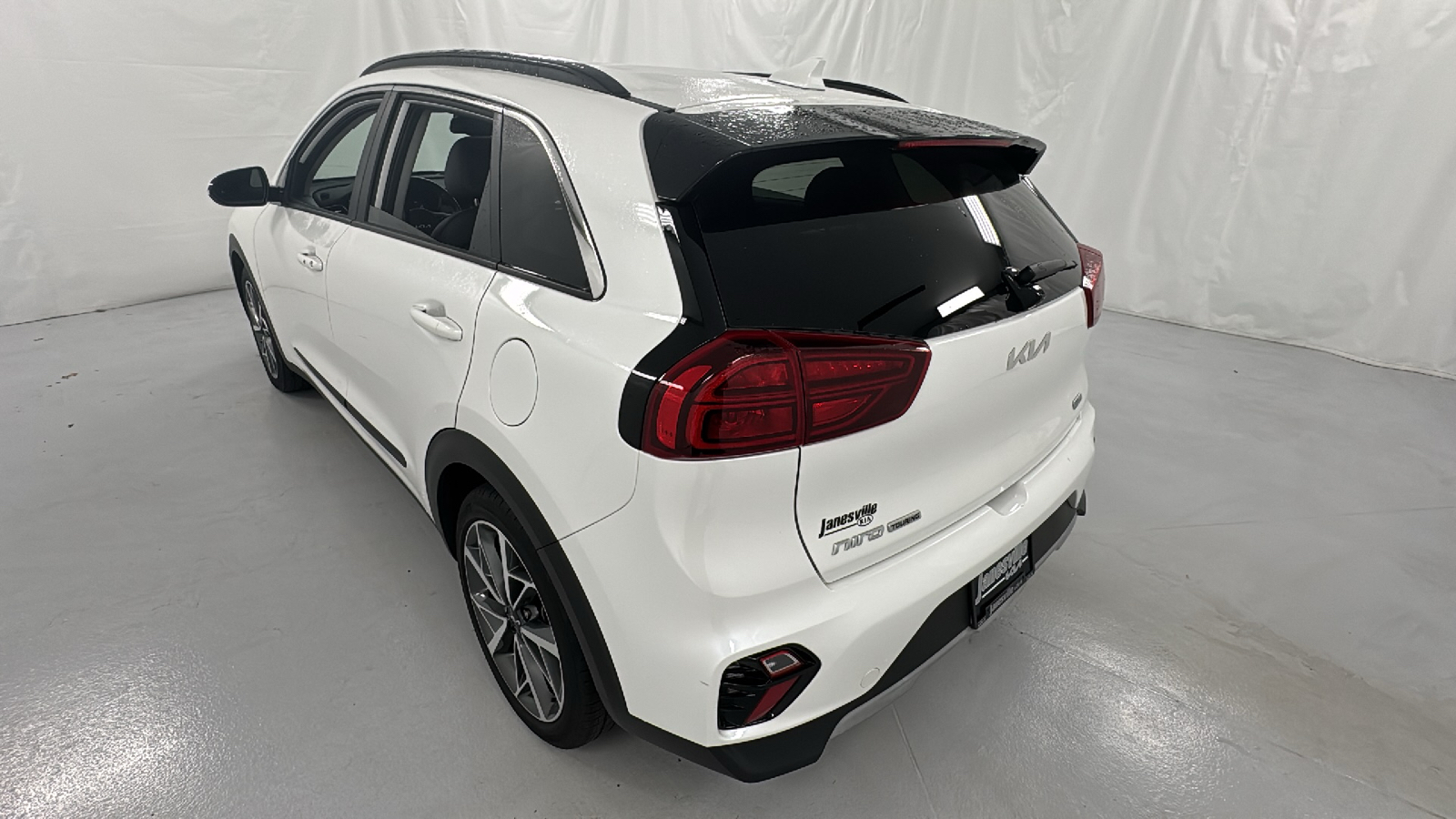 2022 Kia Niro Touring 5