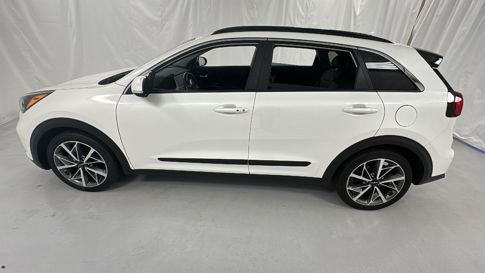 2022 Kia Niro Touring 6