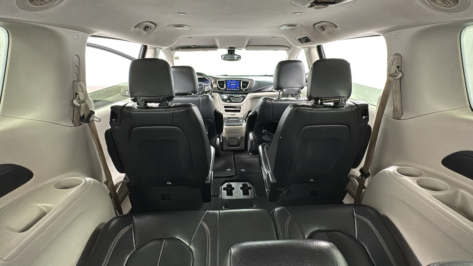 2017 Chrysler Pacifica Touring L 20