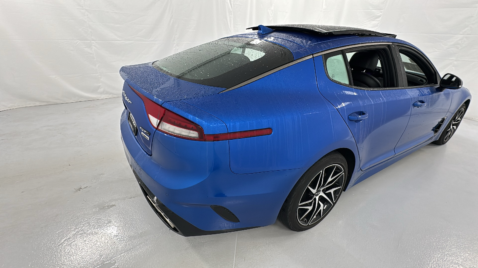 2022 Kia Stinger GT-Line 3