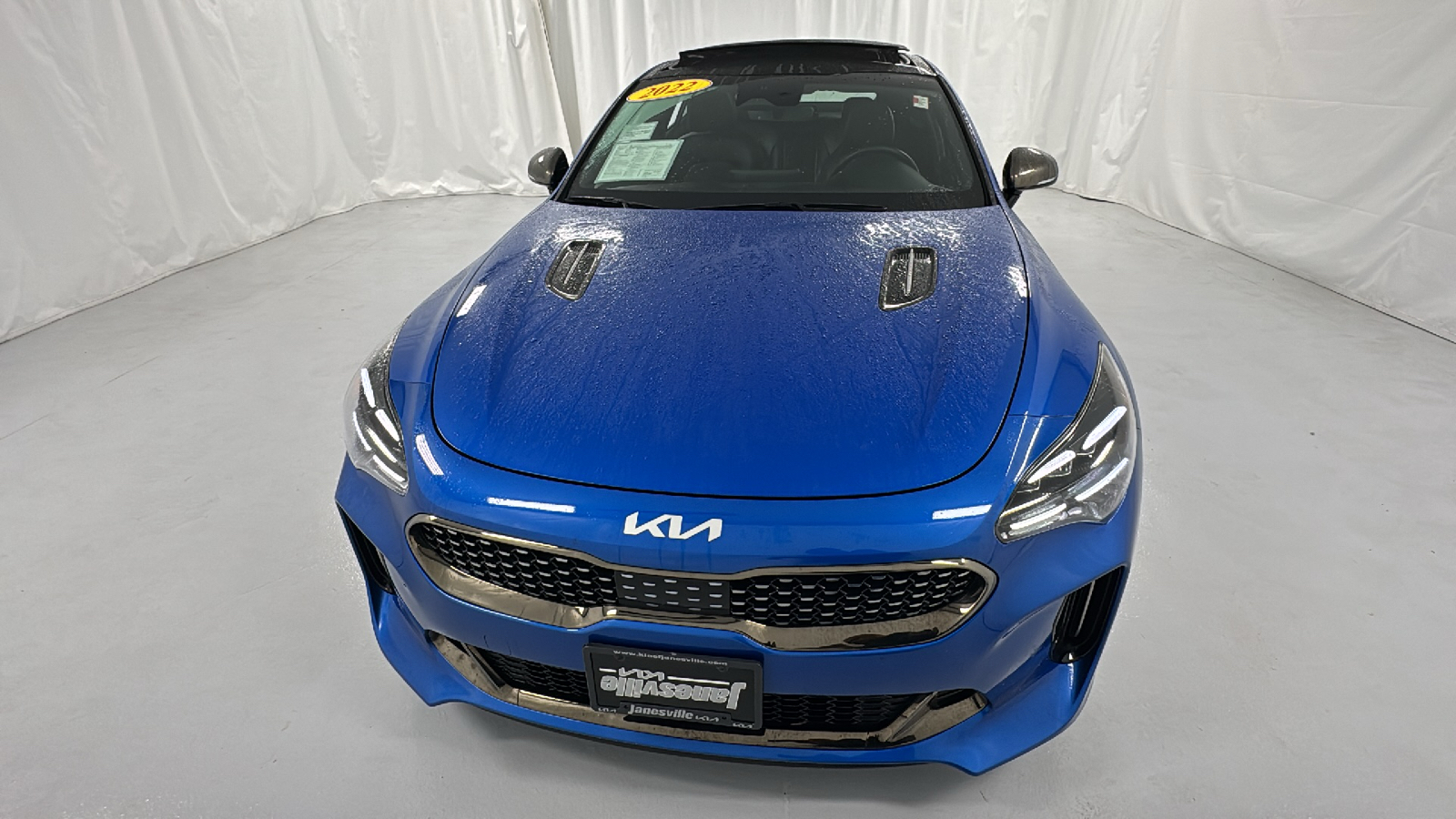 2022 Kia Stinger GT-Line 8