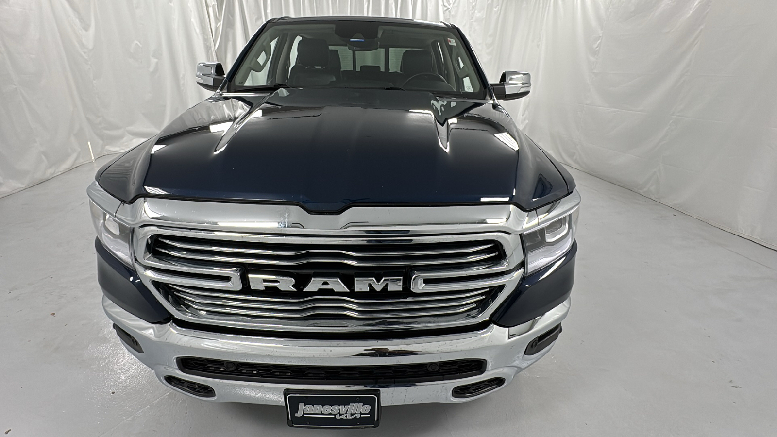 2022 Ram 1500 Laramie 8