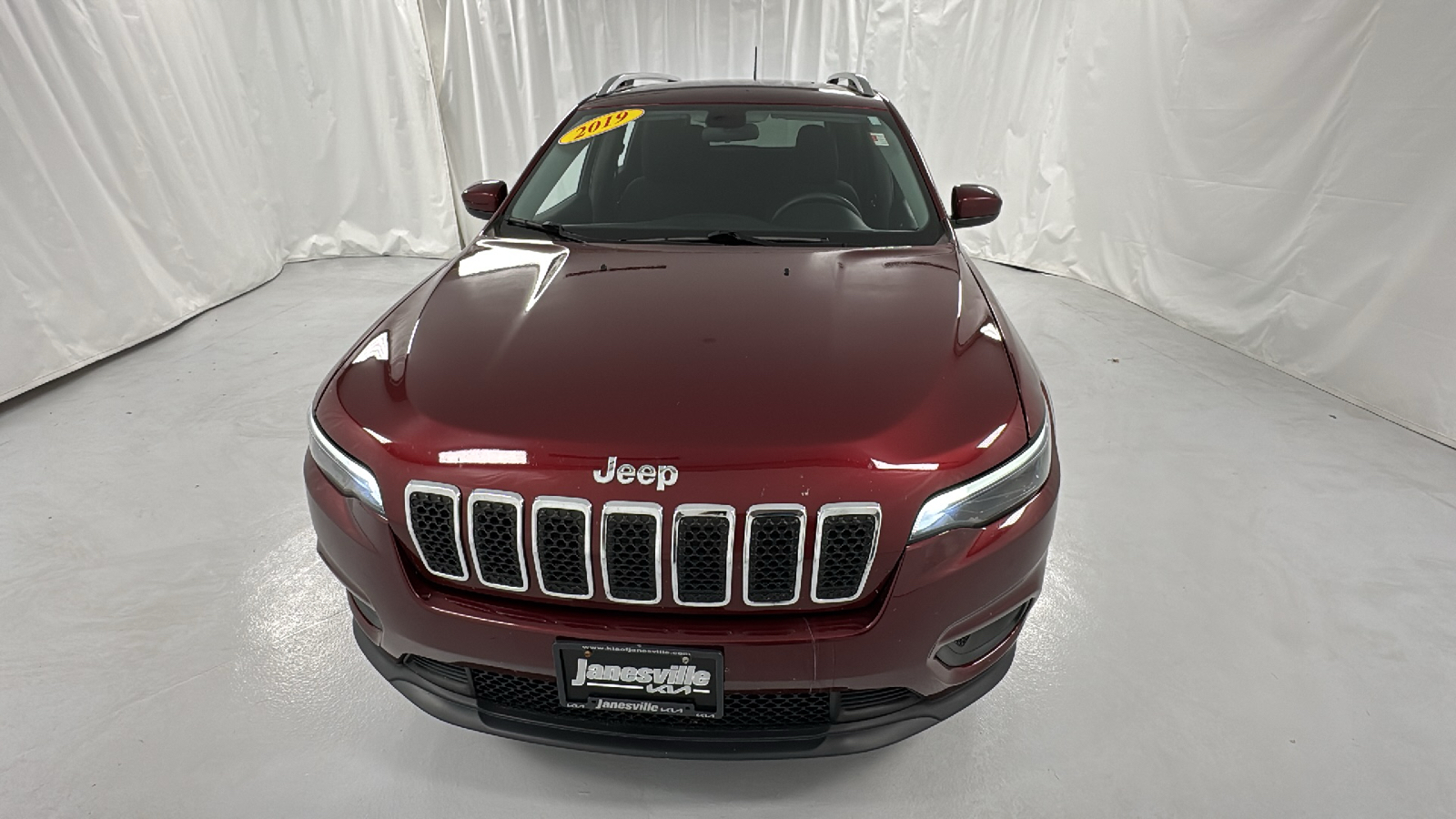 2019 Jeep Cherokee Latitude 8