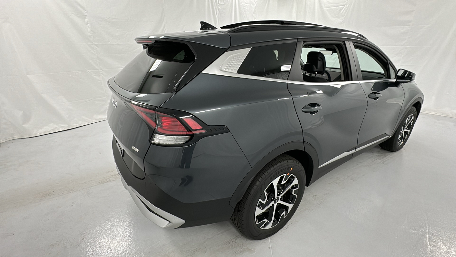 2024 Kia Sportage Hybrid EX 3