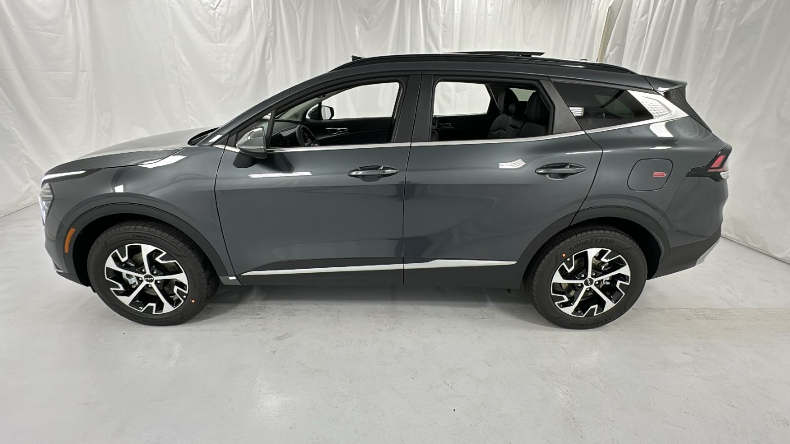 2024 Kia Sportage Hybrid EX 6