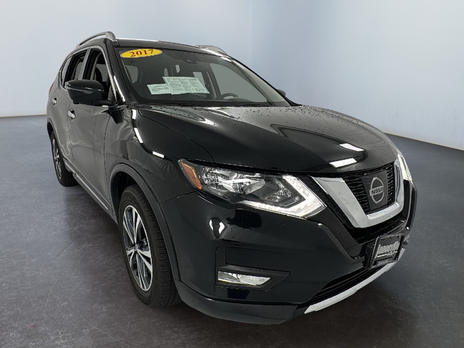 2017 Nissan Rogue SV 1