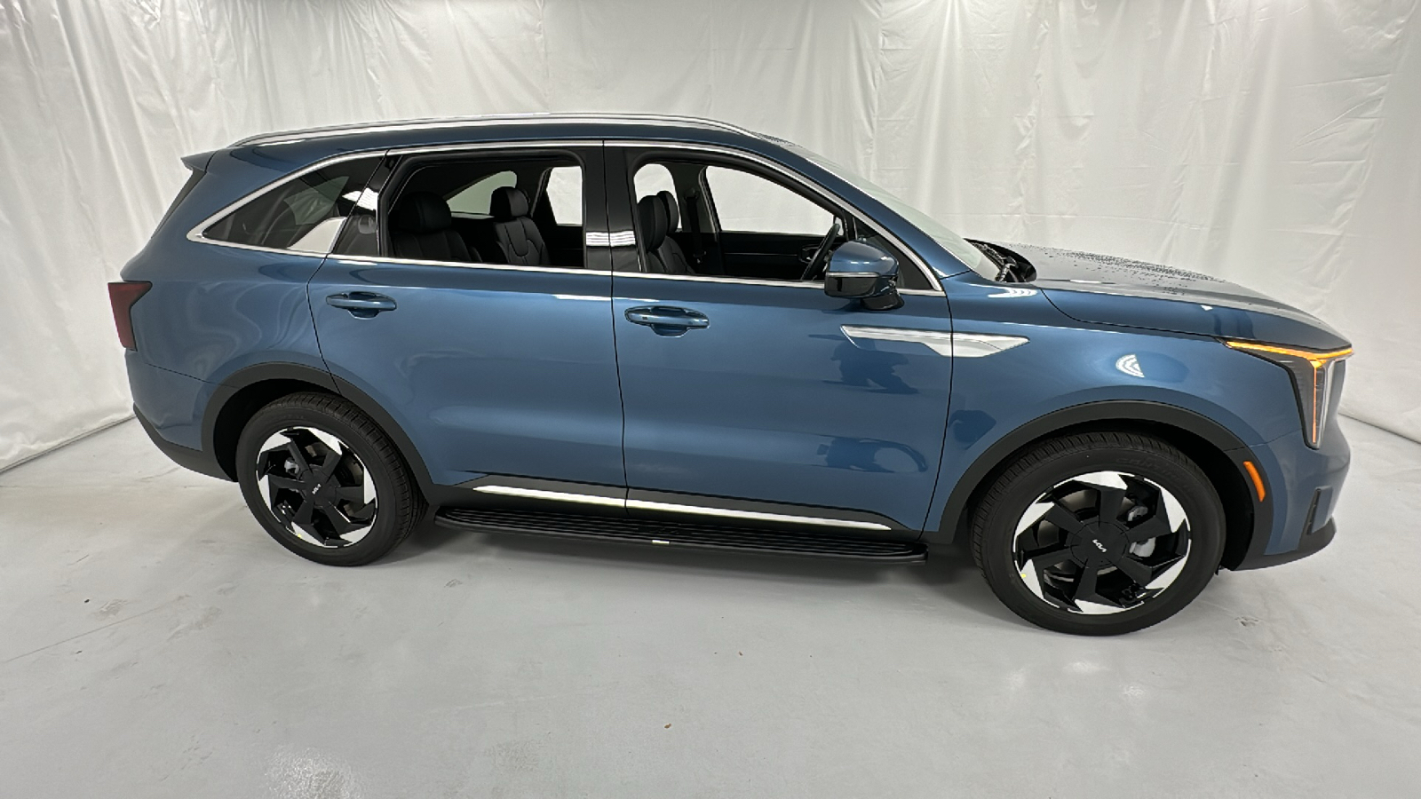 2025 Kia Sorento Hybrid EX 2