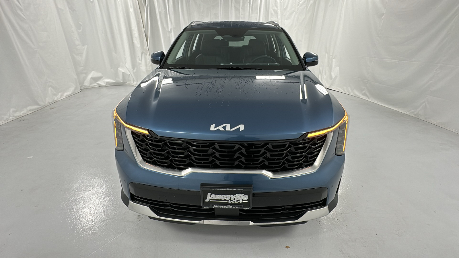 2025 Kia Sorento Hybrid EX 8