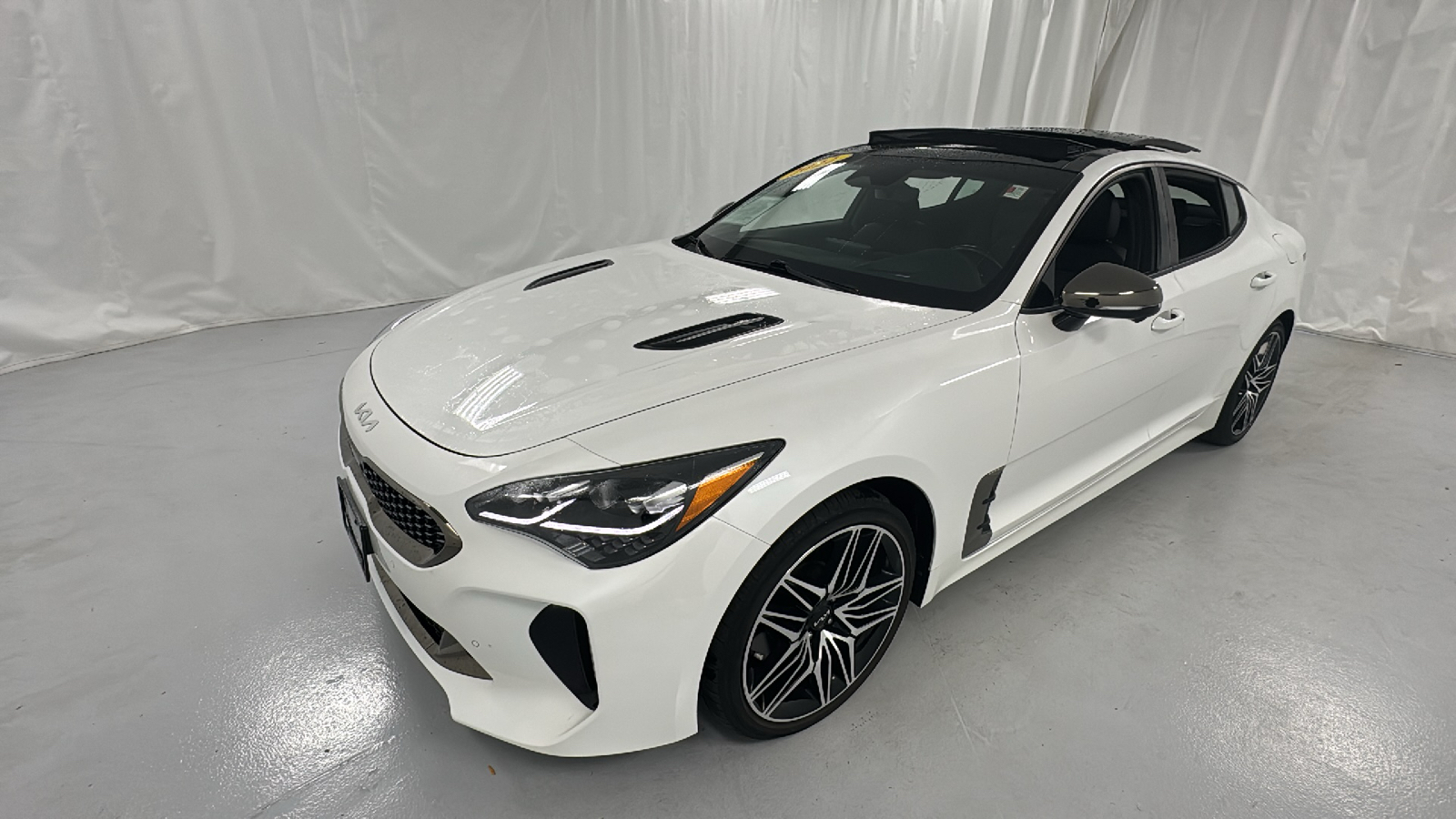 2022 Kia Stinger GT2 7