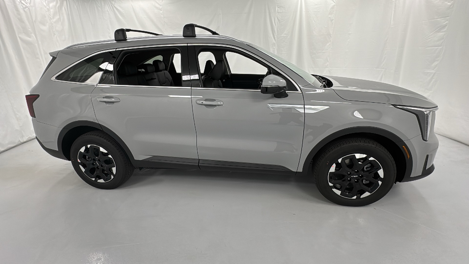 2025 Kia Sorento S 2