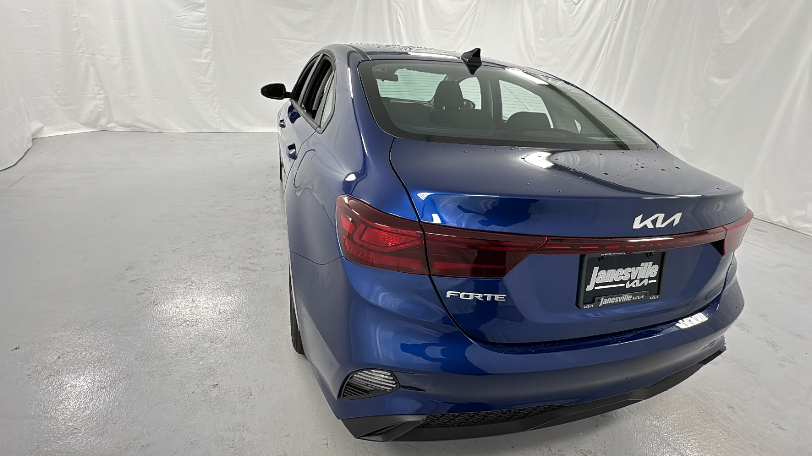 2024 Kia Forte LXS 5