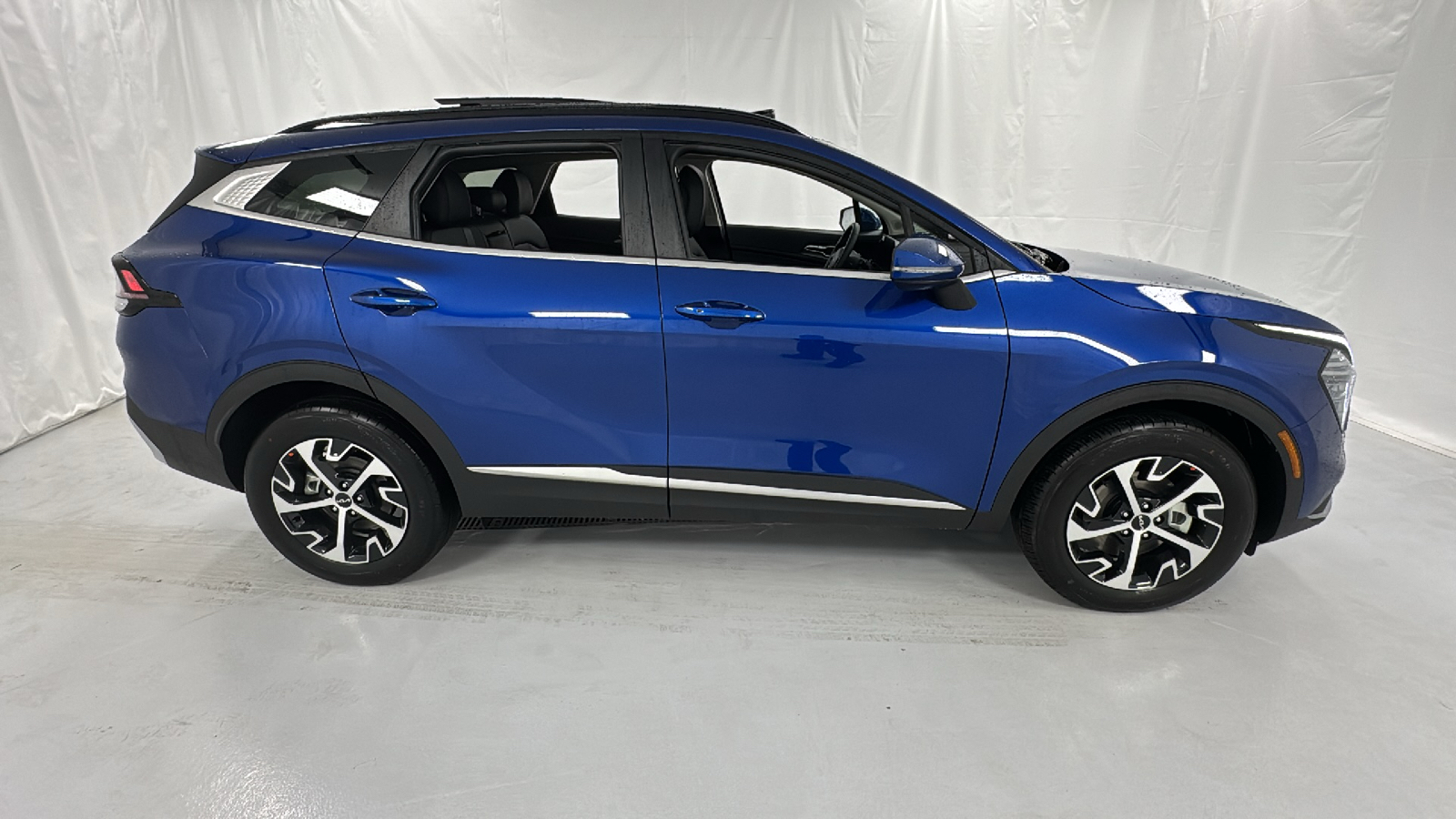 2025 Kia Sportage EX 2