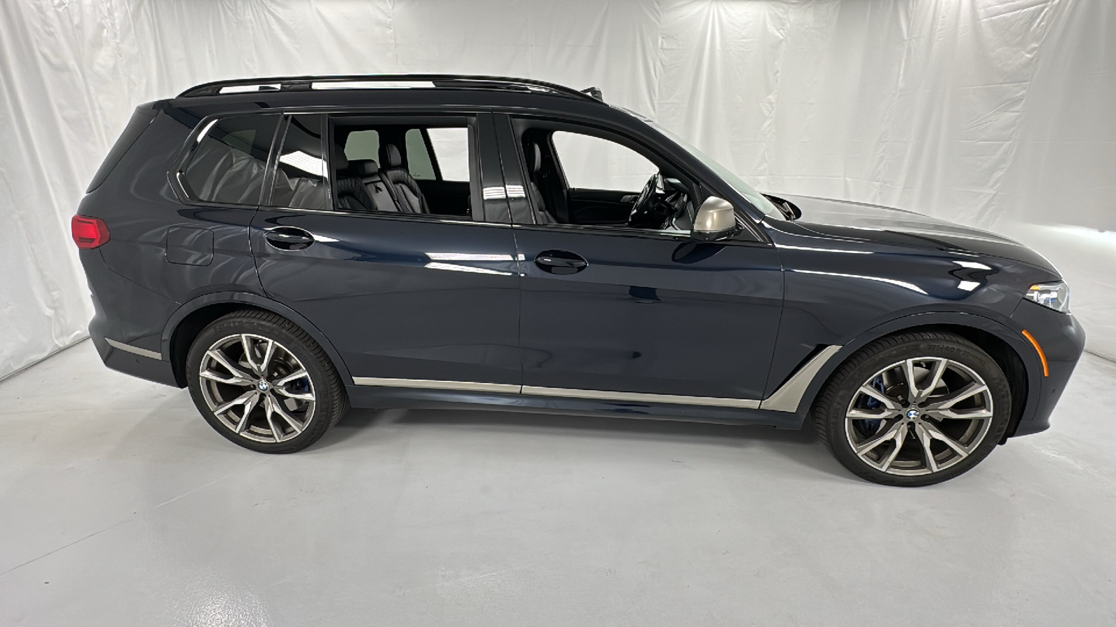 2021 BMW X7 M50i 2