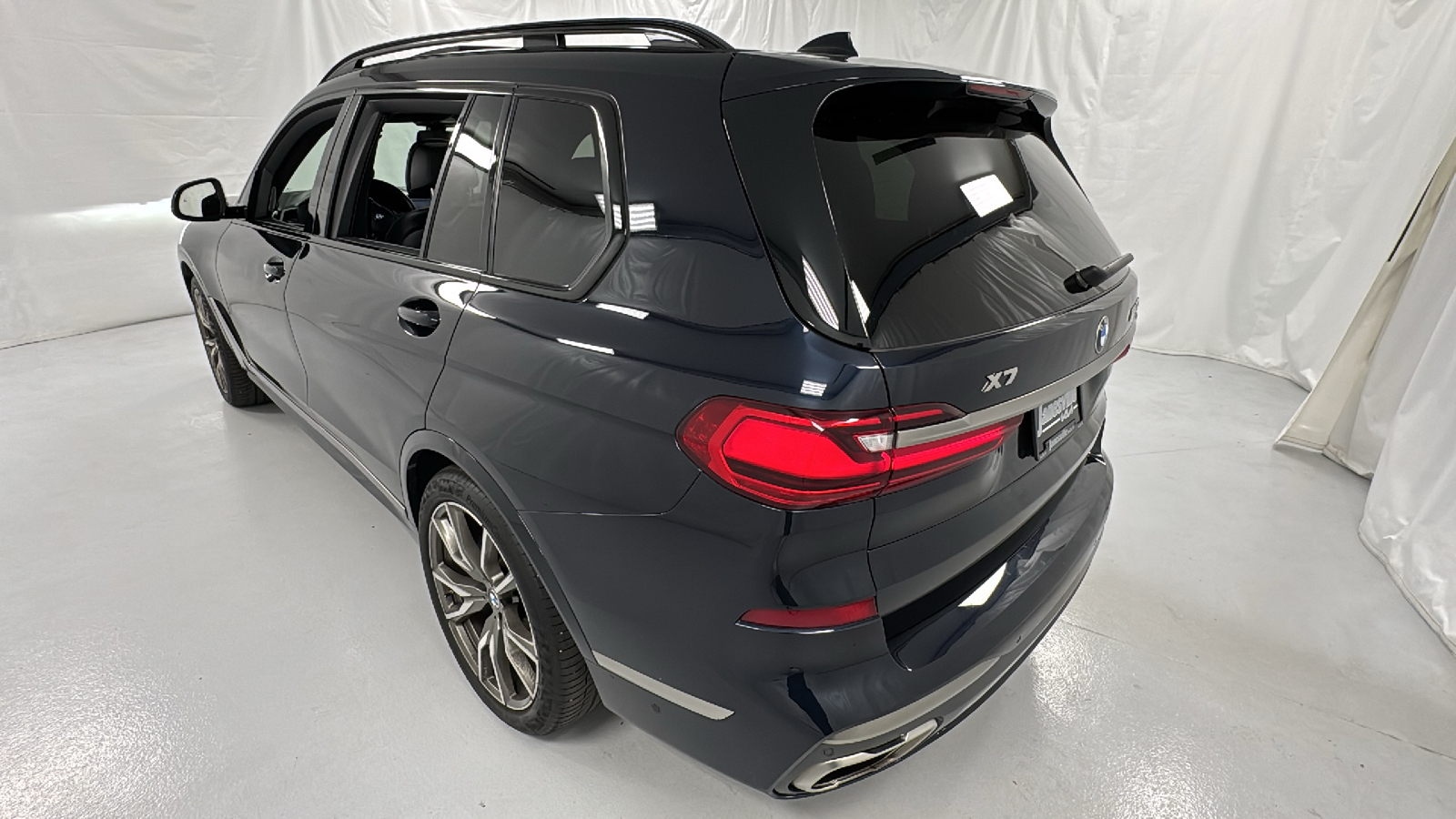 2021 BMW X7 M50i 5