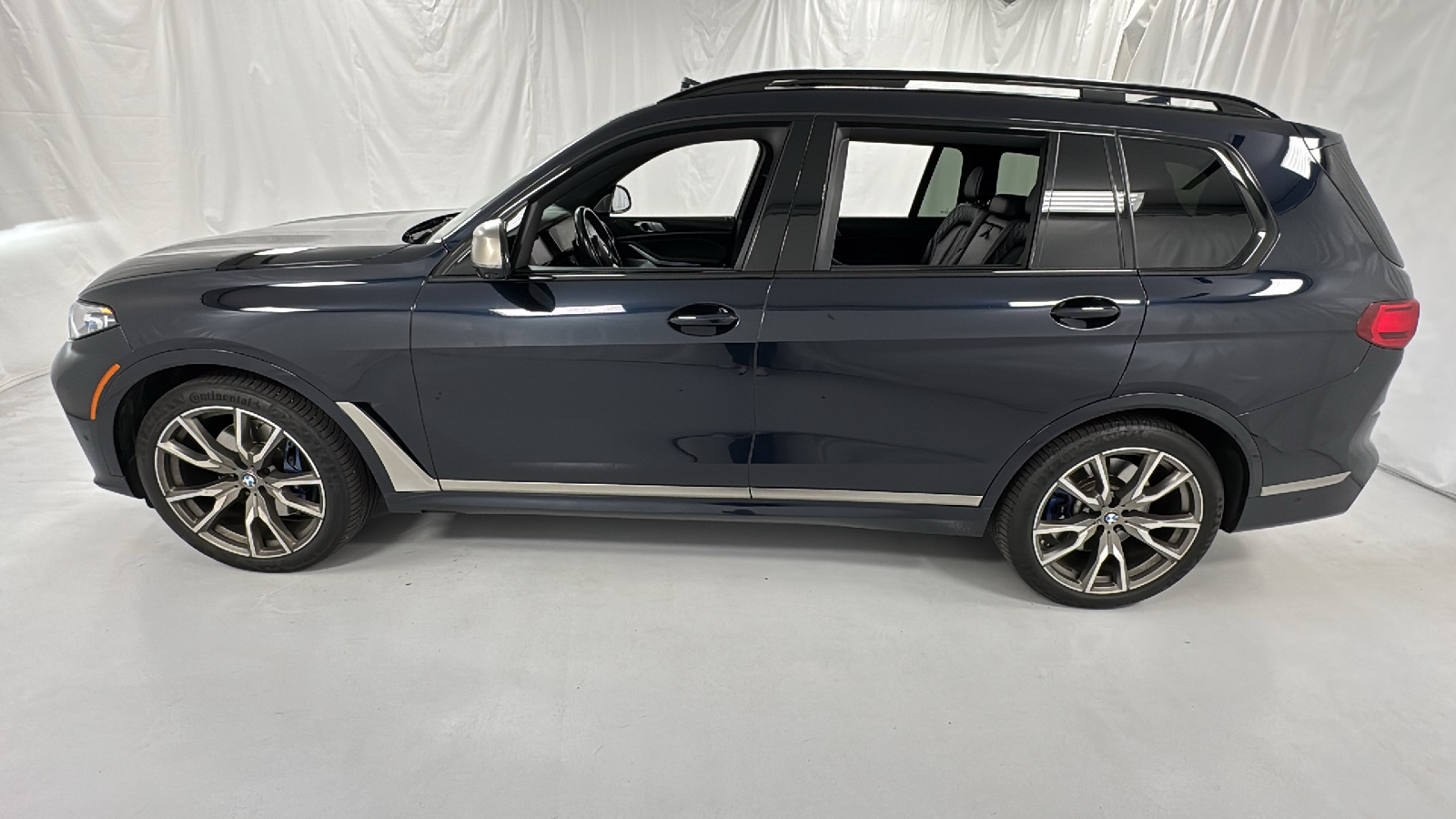 2021 BMW X7 M50i 6