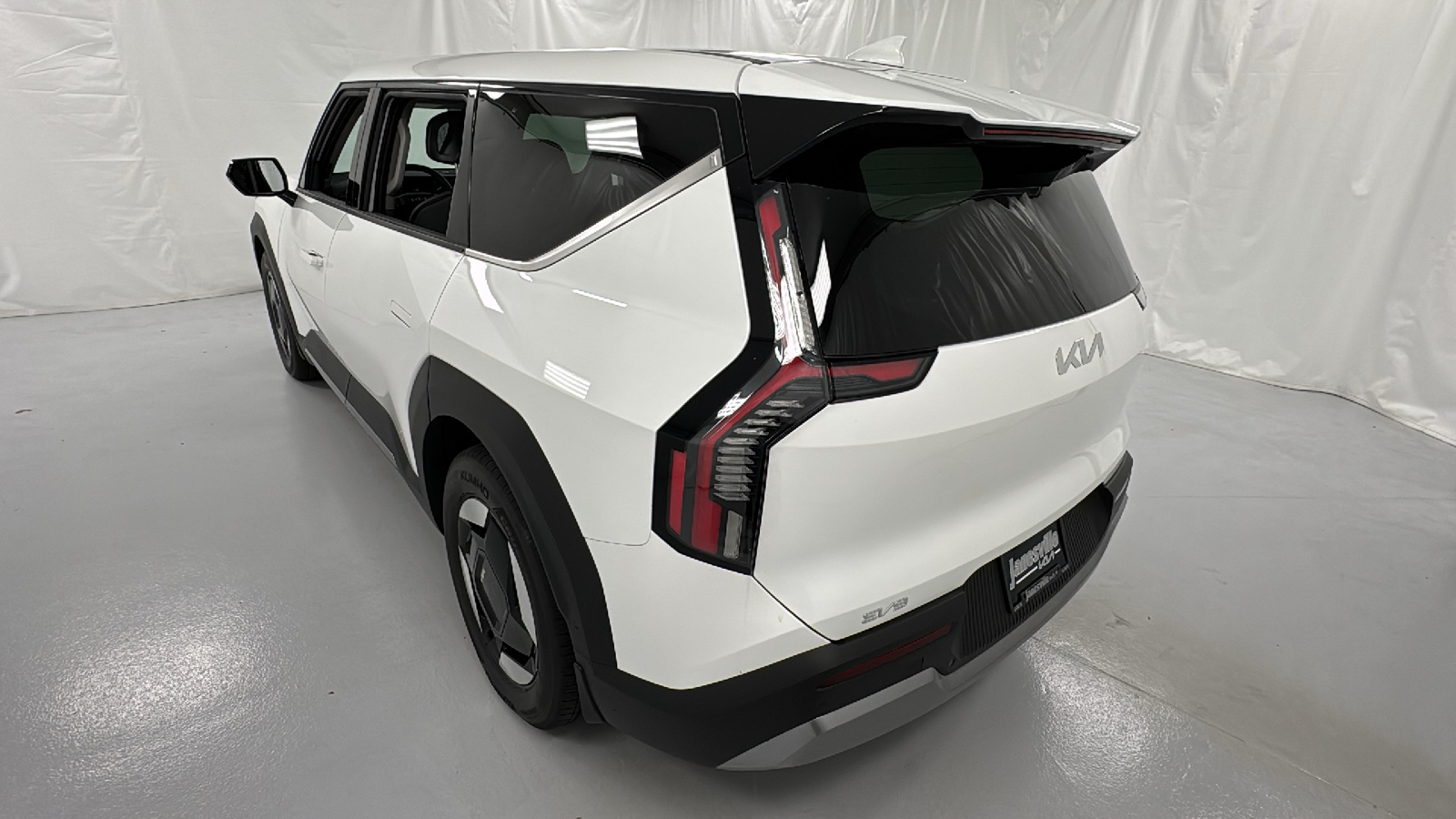 2024 Kia EV9 Light Long Range 5