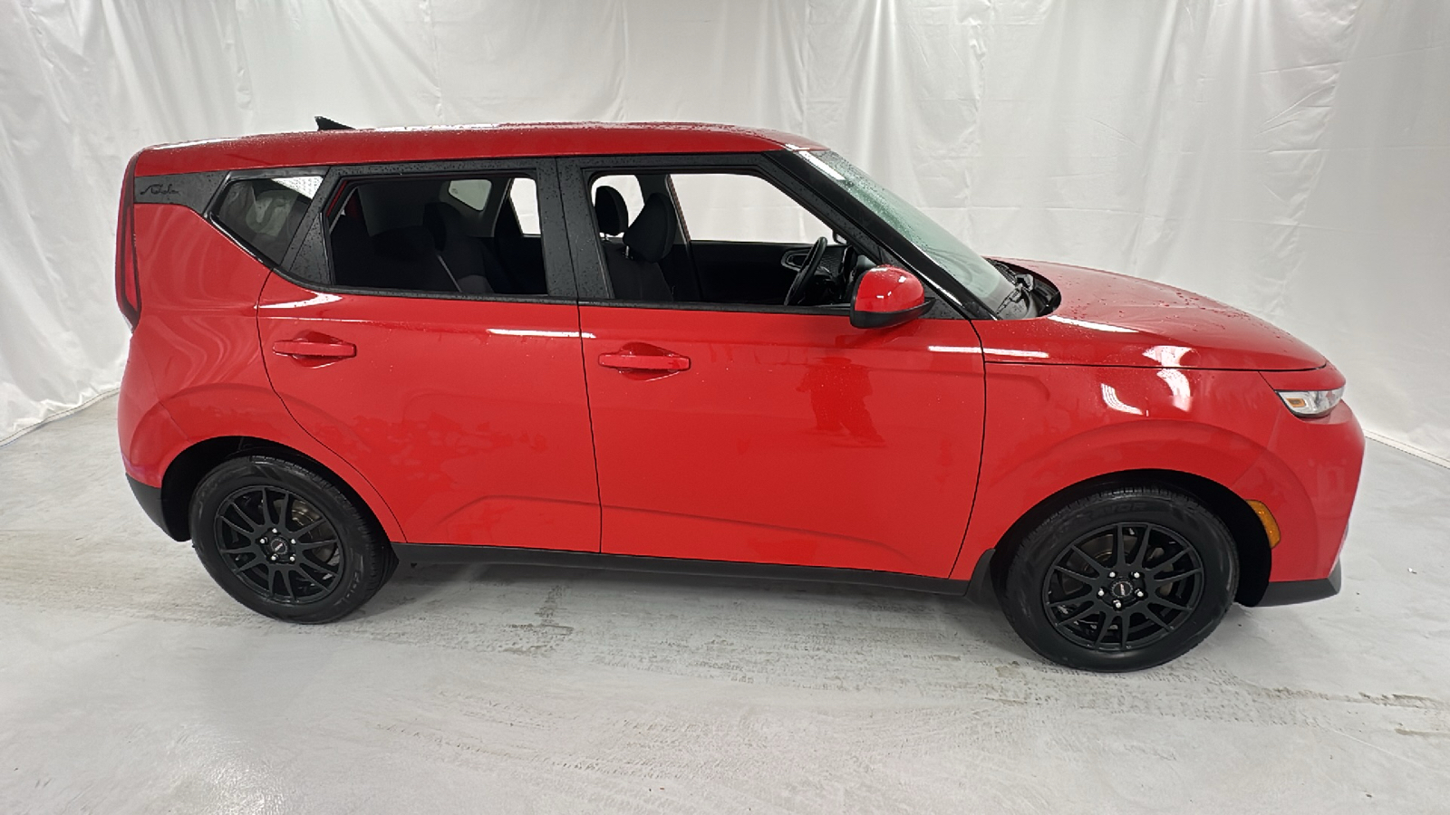 2022 Kia Soul LX 2