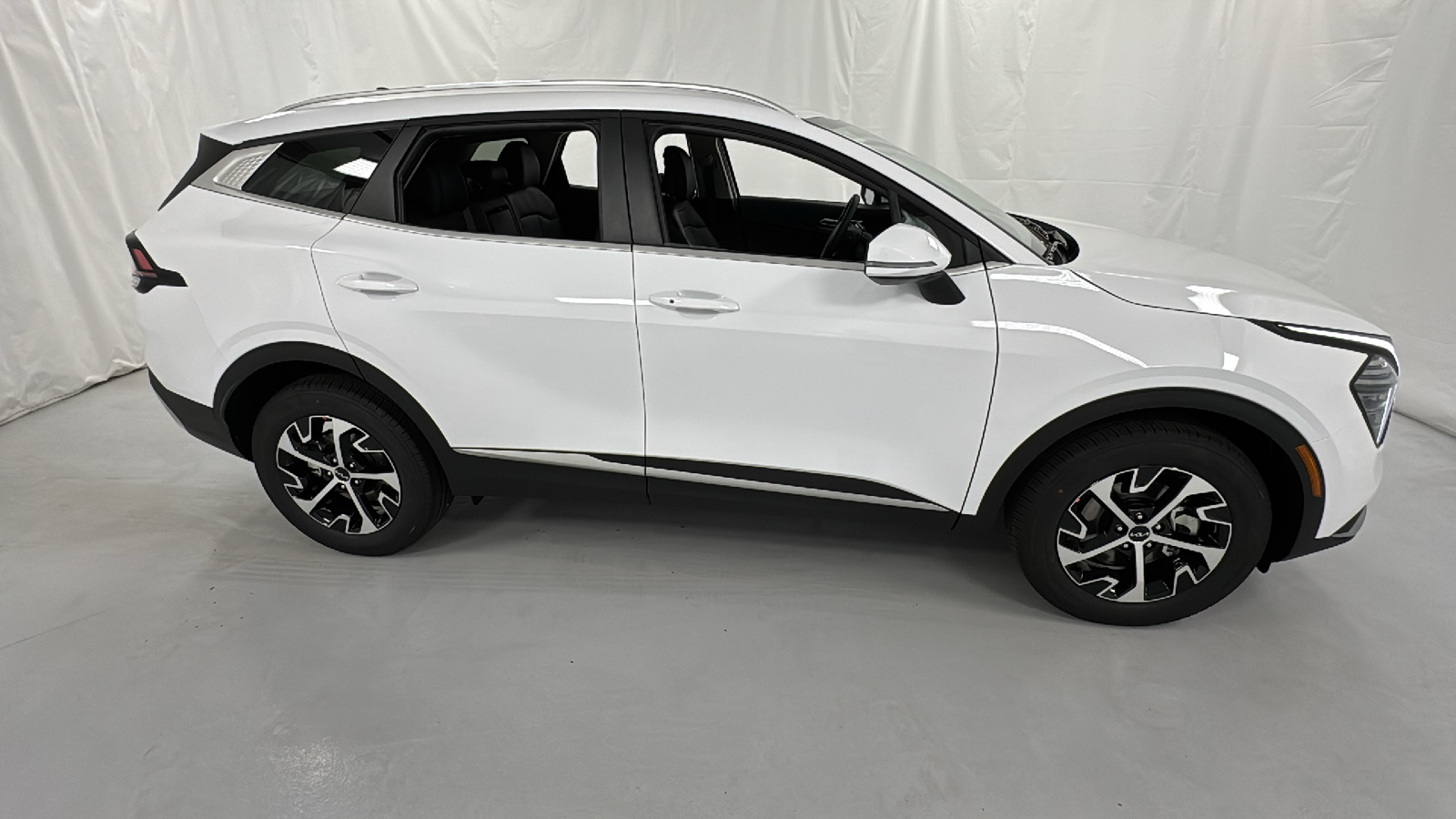 2025 Kia Sportage EX 2