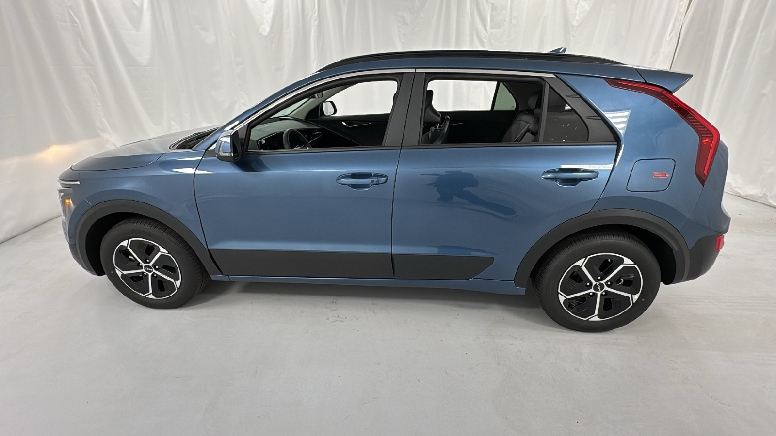 2025 Kia Niro EX 6