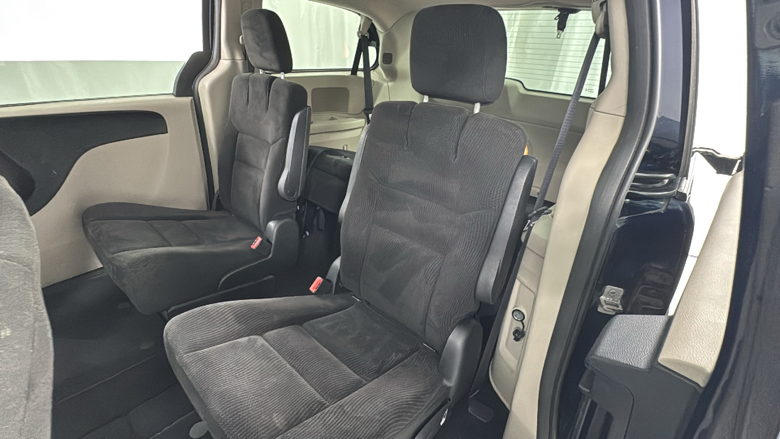 2015 Dodge Grand Caravan SXT 12