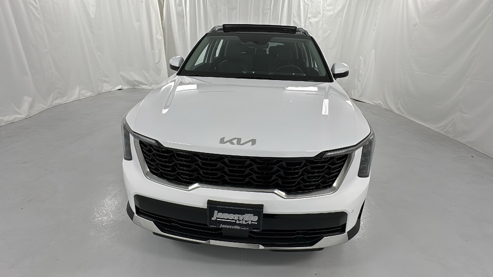 2025 Kia Sorento S 8