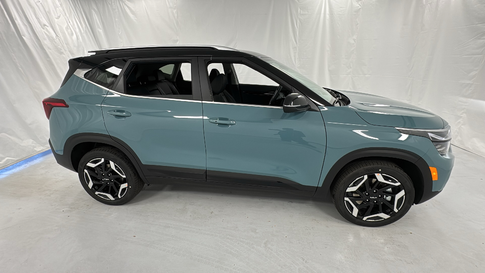 2025 Kia Seltos SX 2